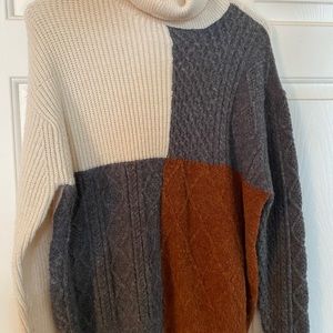 Tri colored wishlist sweater.